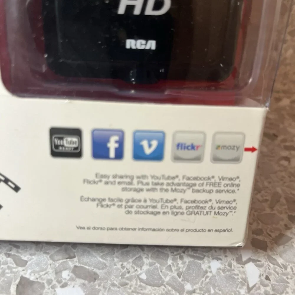 RCA Cognizant EZ3100 Digital Handheld Camcorder HD1080p HDMI Connection Black